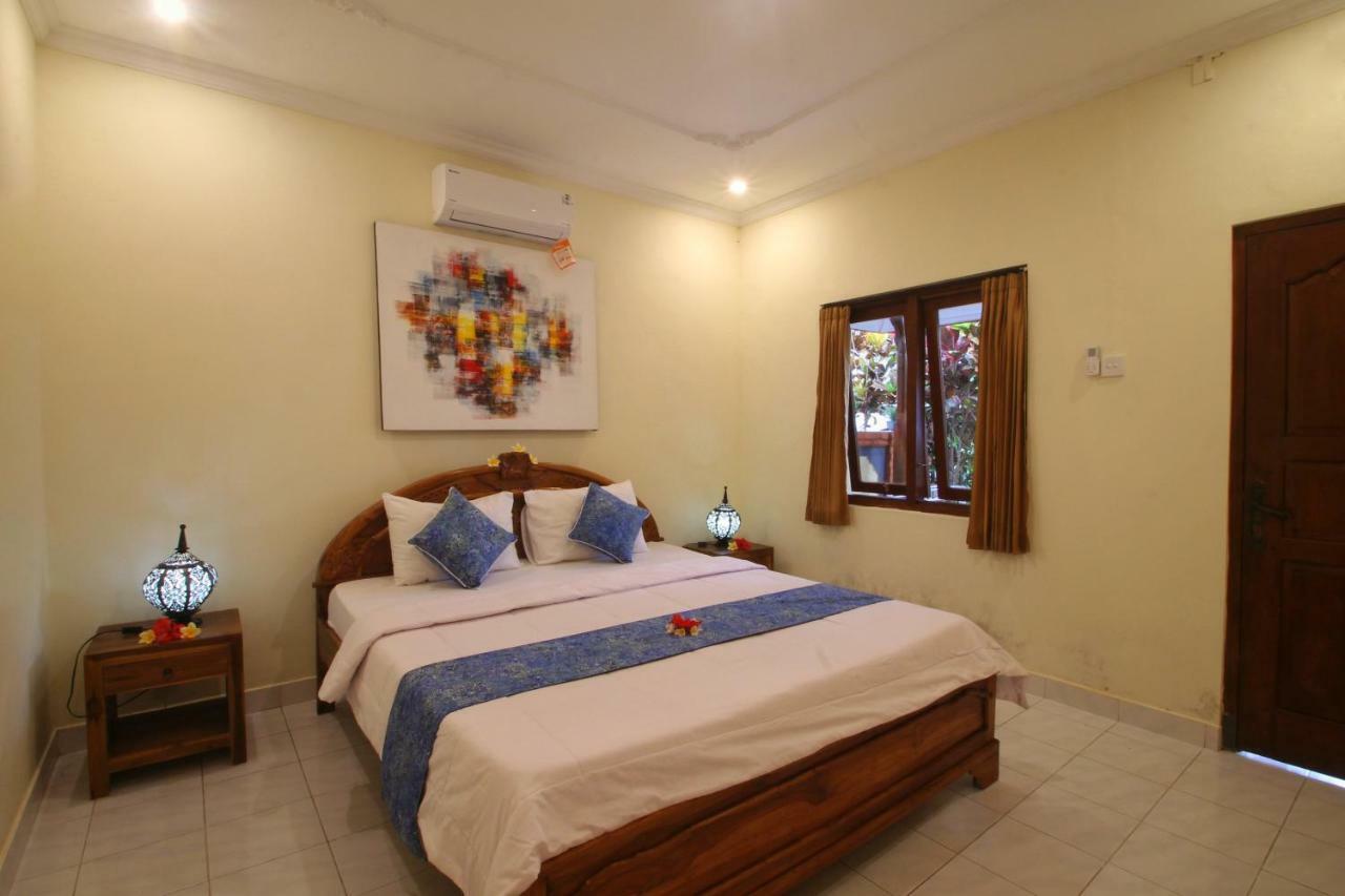 Monka House Hotel Ubud Buitenkant foto