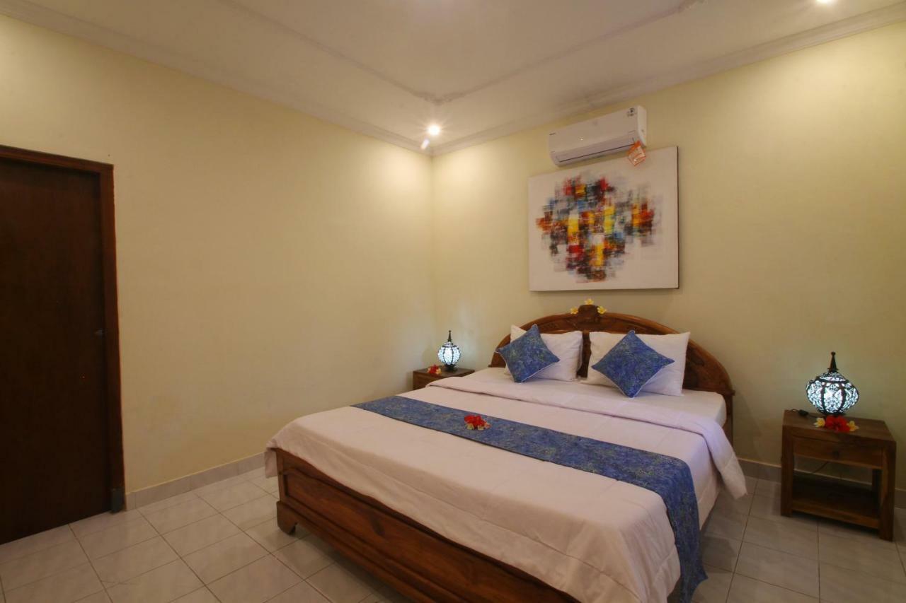 Monka House Hotel Ubud Buitenkant foto